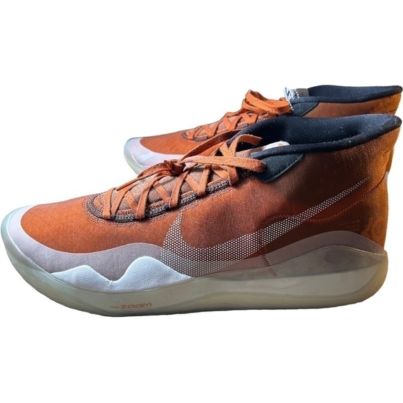Nike Longhorn Football Reveals Nike KD12 Texas - Texas Sneakers - Picture 3 of 13
